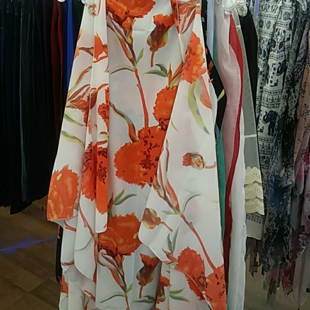 Shawls Dresses Leggings